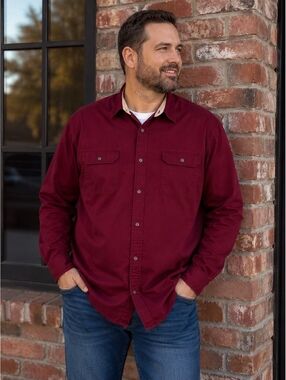 Wrangler Premium Quality Men’s 2XLT Burgundy Red Long Sleeve Button-Up Shirt